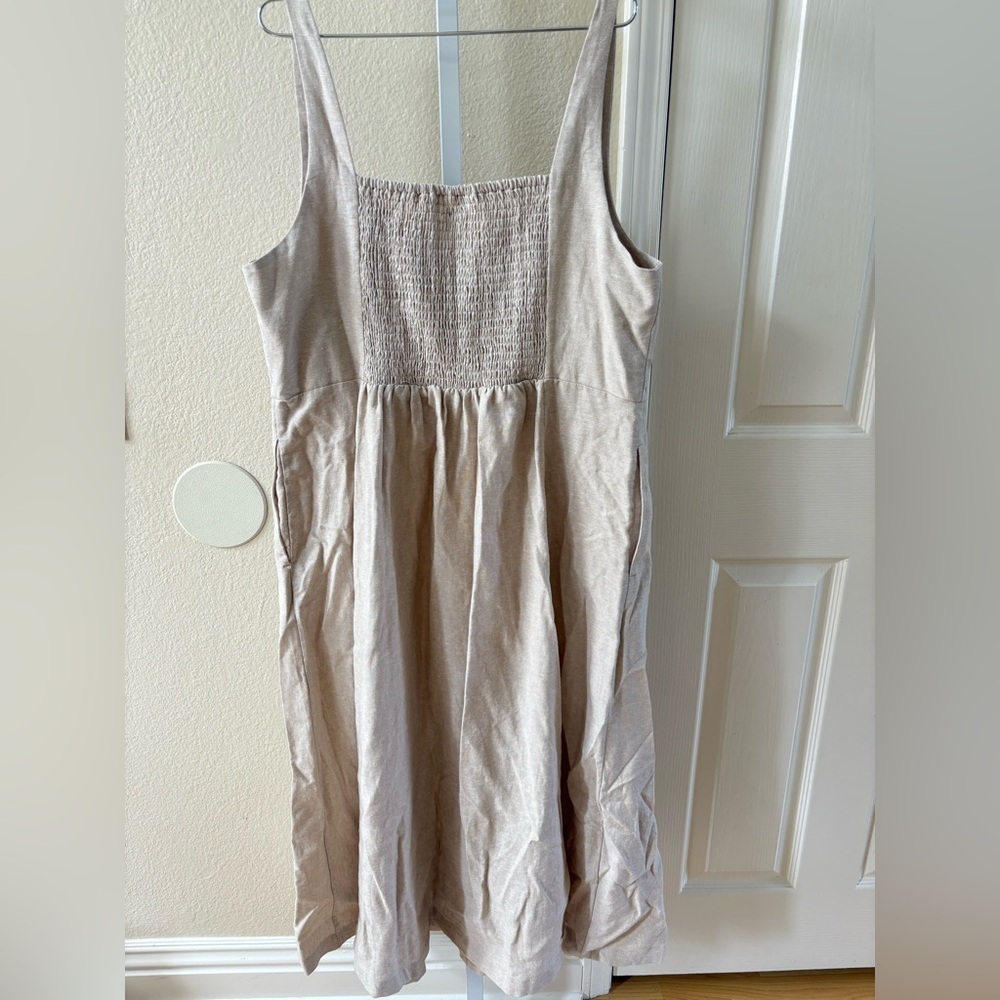 Old Navy Fit & Flare Sleeveless Linen-Blend Midi Dress in Flax Linen - Size XL - Picture 5 of 6